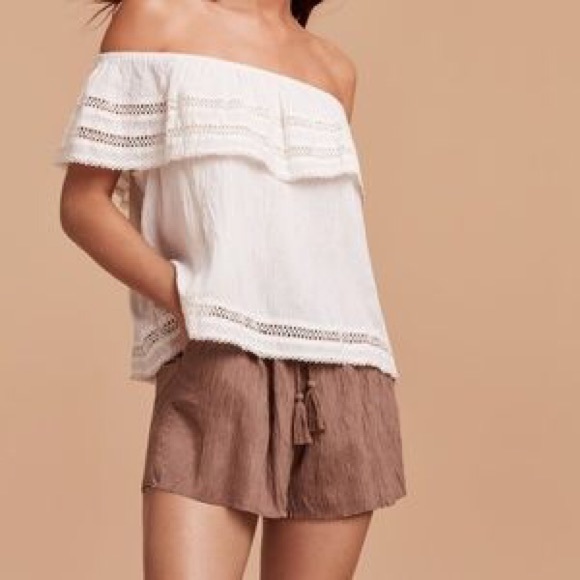 NWOT Wilfred Blais Shorts - Picture 4 of 5